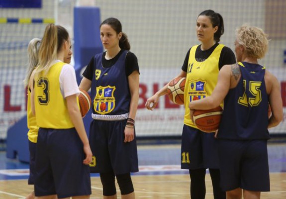 FCC Baschet Arad va juca un amical cu locul 3 din Euroligă, câștigătoarea din 2015