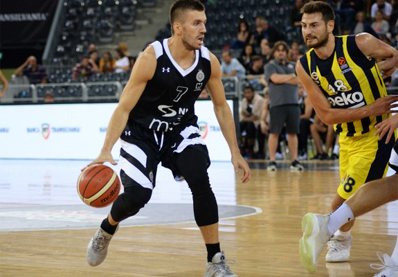 Partizan Belgrad o învinge pe Fenerbahce Istanbul și câștigă turneul amical de la Cluj-Napoca