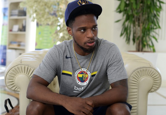 INTERVIU. Bobby Dixon: „A trebuit să lupt enorm pentru a ajunge până în acest punct”