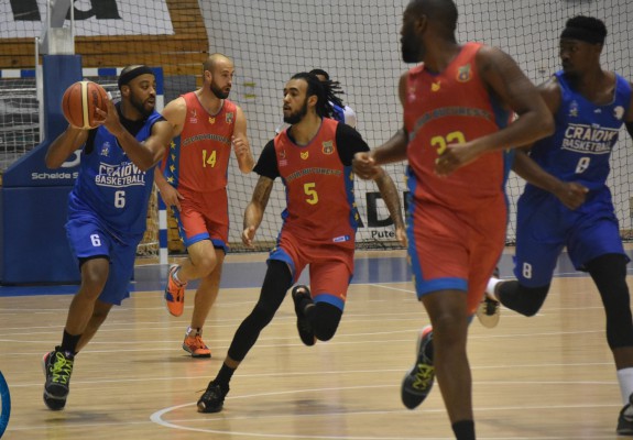 SCM U Craiova a învins CSA Steaua în finala turneului amical pe care l-a găzduit