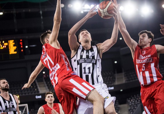 Prestațiile jucătorilor autohtoni de peste 23 de ani în etapa de debut a LNBM