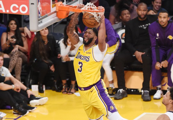 Anthony Davis, la primul „monster game” pentru Los Angeles Lakers. Video