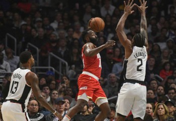 Los Angeles Clippers a câștigat derby-ul contra lui Houston Rockets. Video