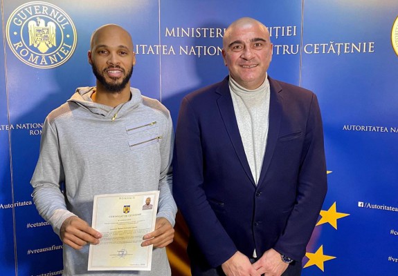 Kris Richard a depus jurământul pentru a deveni cetățean român. Update