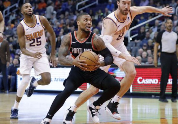 Damian Lillard aduce victoria lui Portland Trail Blazers în ultimele secunde. Video