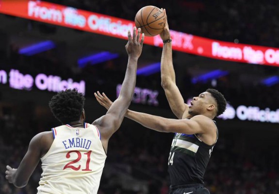 Victorie importantă pentru 76ers împotriva lui Milwaukee Bucks
