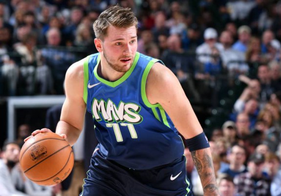 Luka Doncic a revenit pe teren și a fost aproape de triple-double. Video