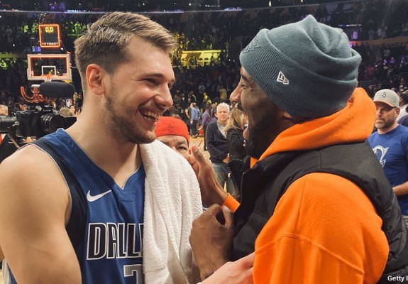 Episod amuzant între Kobe Bryant și Luka Doncic. Video