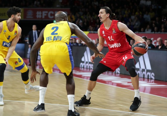 Maccabi Tel Aviv pierde surprizător la Munchen, victorii pe teren propriu pentru CSKA și Barca