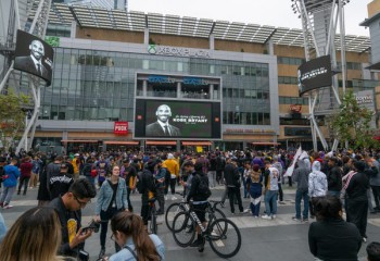 Derby-ul dintre Lakers și Clippers se amână în onoarea lui Kobe Bryant