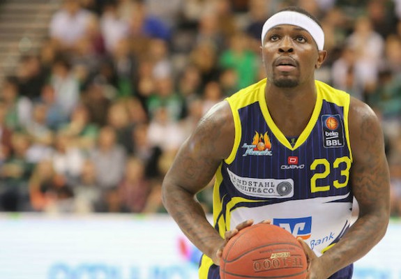 CSU Sibiu l-a transferat pe americanul Larry Gordon