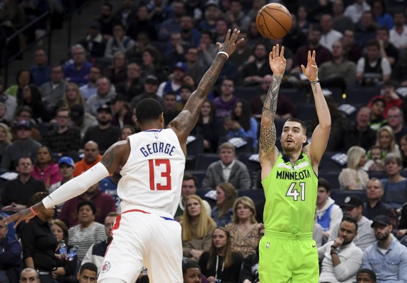 Timberwolves întrerupe seria de înfrângeri chiar împotriva lui LA Clippers