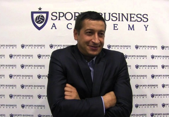 Update. Adrian Voinescu neagă informația că ar deveni directorul turneului de handbal feminin U20 de la București