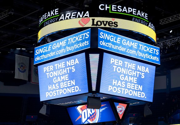 NBA și-a suspendat sezonul pe o perioadă nedefinită