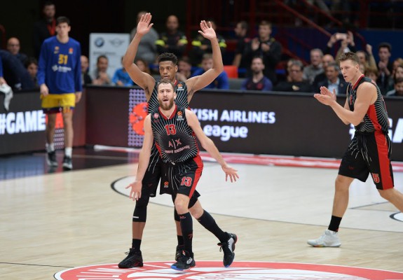 Sergio Rodriguez a condus 1.500 de kilometri pentru a fugi din calea covid-19