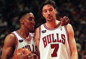 Meciul în care Scottie Pippen a refuzat să dea pasa decisivă pentru Toni Kukoc. Video