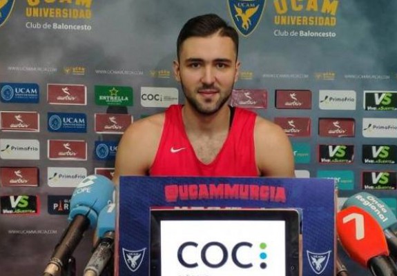 Emanuel Cățe și-a prelungit contractul cu UCAM Murcia