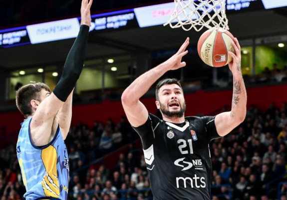 Un jucător de la Partizan Belgrad depistat pozitiv cu COVID-19