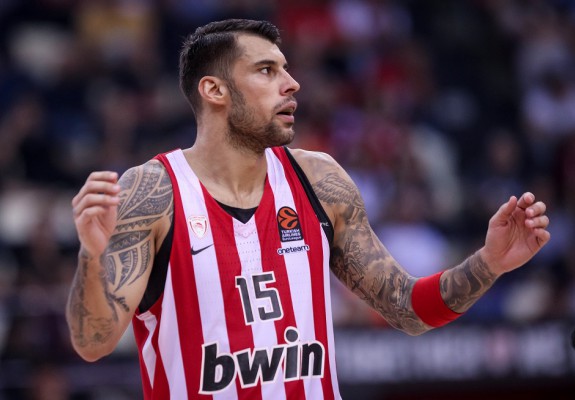Georgios Printezis și-a prelungit întelegerea cu Olympiacos