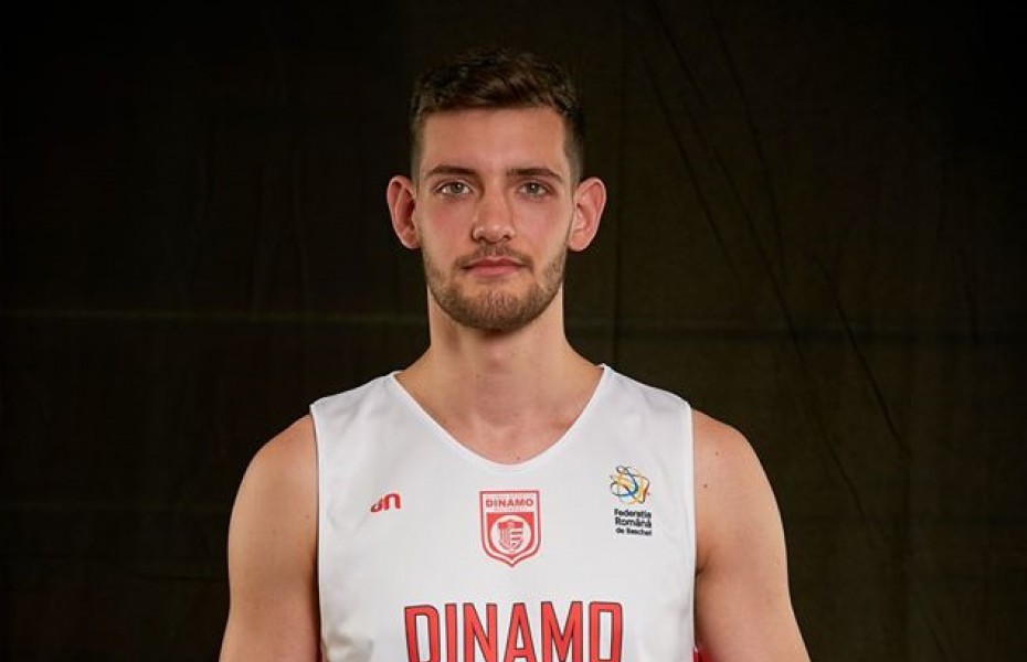 Andrei Calenic continuă alături de Dinamo Ştiinţa Bucureşti