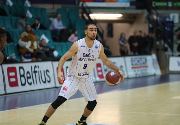 Tre Demps face pasul către Bundesliga