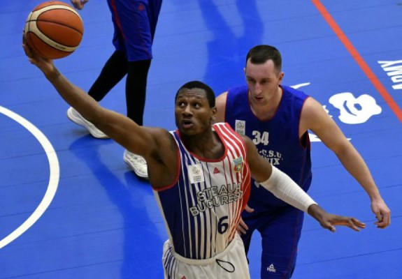 Skylar Spencer va juca în Belgia pentru Belfius Mons-Hainaut