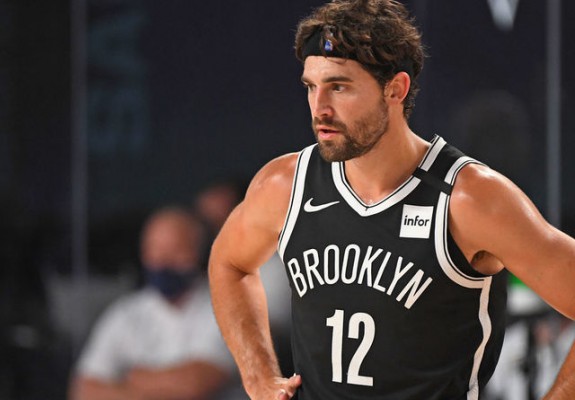 Joe Harris a părăsit bula din Orlando