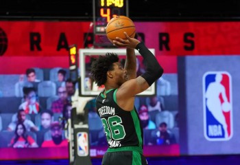 Boston Celtics a câştigat şi meciul 2 cu Toronto Raptors. Video