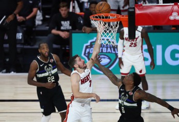 Miami Heat, victorie dramatică în meciul 2 al semifinalei cu Milwaukee Bucks. Video