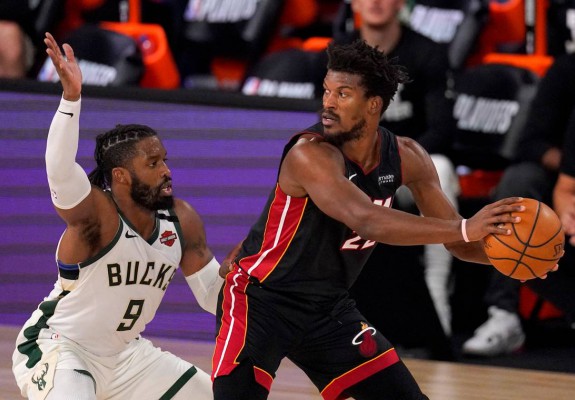 Miami Heat duce scorul la 3-0 în confruntarea cu Milwaukee Bucks