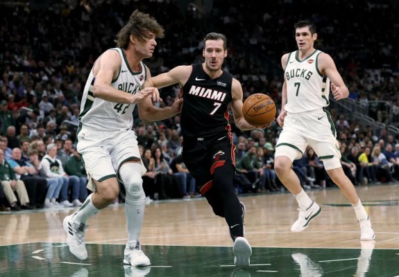 Oferta SuperBet pentru meciurile din această seară din NBA