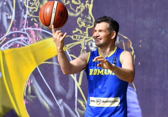 MTS a relaxat restricțiile în ceea ce privește sporturile de echipă în sală
