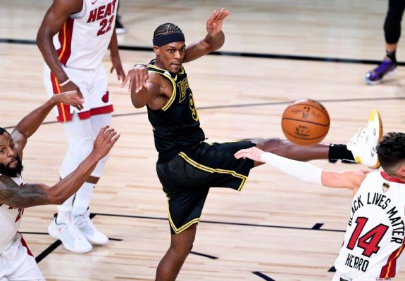 Rajon Rondo ajunge pe locul 6 all-time al pasatorilor în playoff-ul NBA