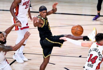 Rajon Rondo ajunge pe locul 6 all-time al pasatorilor în playoff-ul NBA