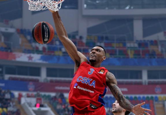 Victorii pentru CSKA Moscova și Fenerbahce în startul etapei a 2-a din Euroligă