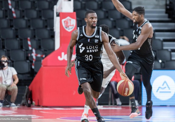 Primarul din Cholet amenință cu judecata pe ASVEL și LNB