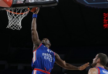Anadolu Efes bifează primul succes stagional în Euroligă
