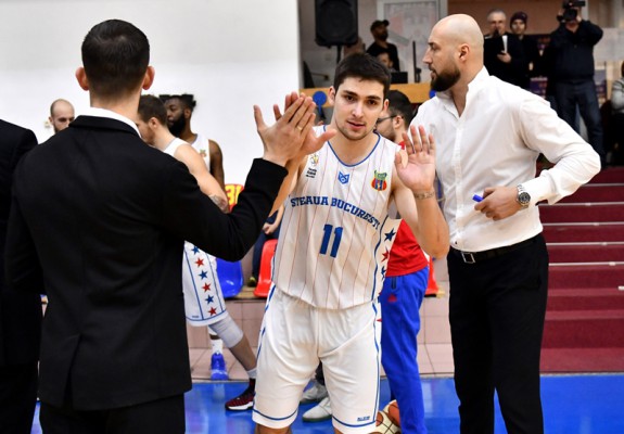 CSA Steaua București, una dintre puținele echipe fără cazuri de COVID-19
