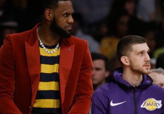 Svi Mykhailiuk: „LeBron avea grijă de toată lumea din echipă”