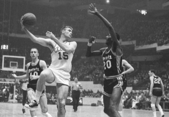 Doliu în NBA: Tommy Heinsohn a încetat din viață