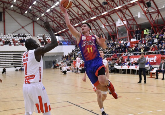 Surse: Radu Vîrnă continuă la CSA Steaua București
