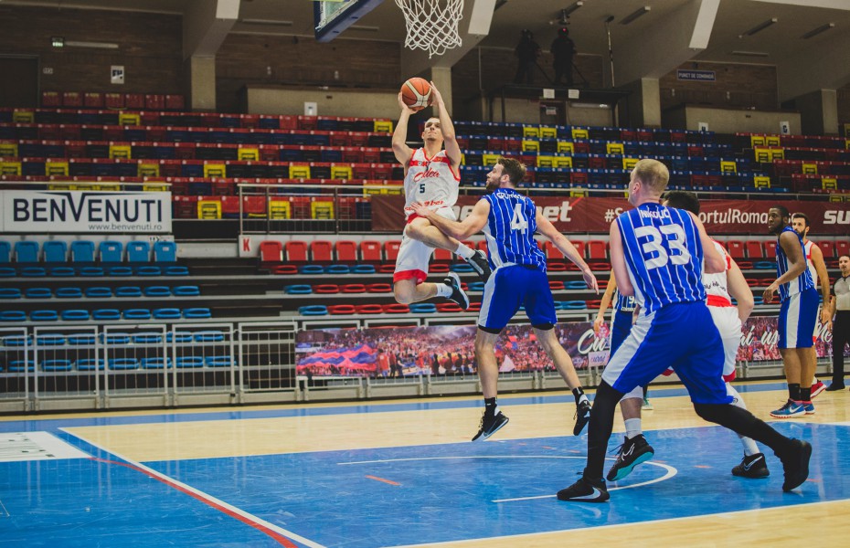 CSM CSU Oradea trece de CSM Galați