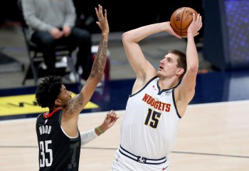 Nikola Jokic a reuşit al doilea triple-double în trei partide