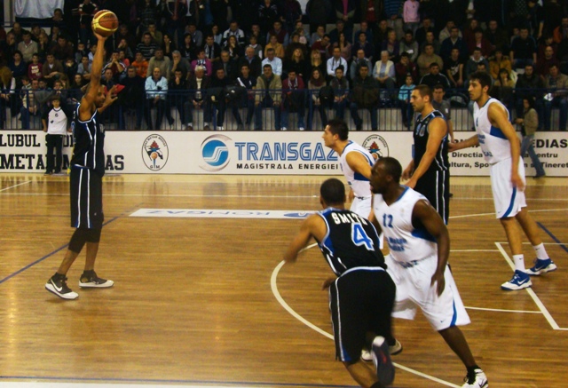 Gaz Metan + CSM Bucuresti