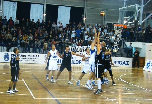 Gaz Metan + CSM Bucuresti