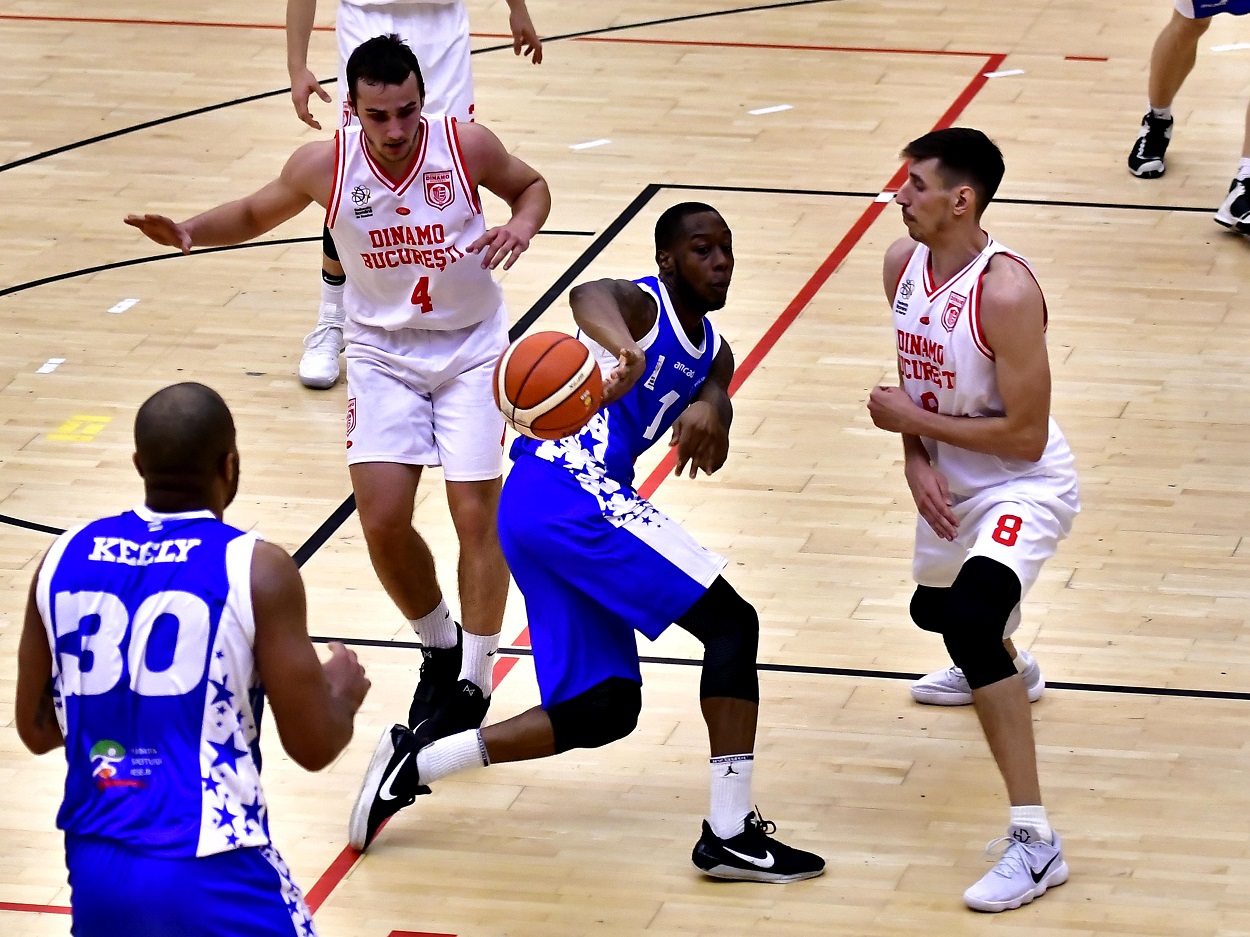 poli iasi balogun